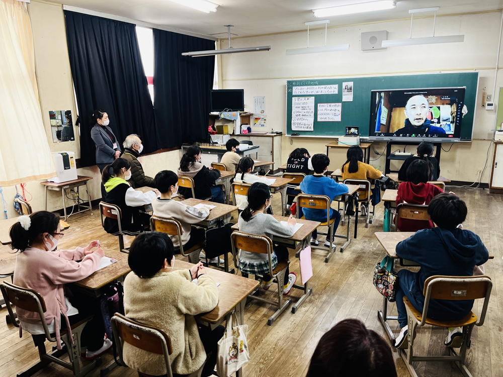 見初小５年　作家交流（オンライン）