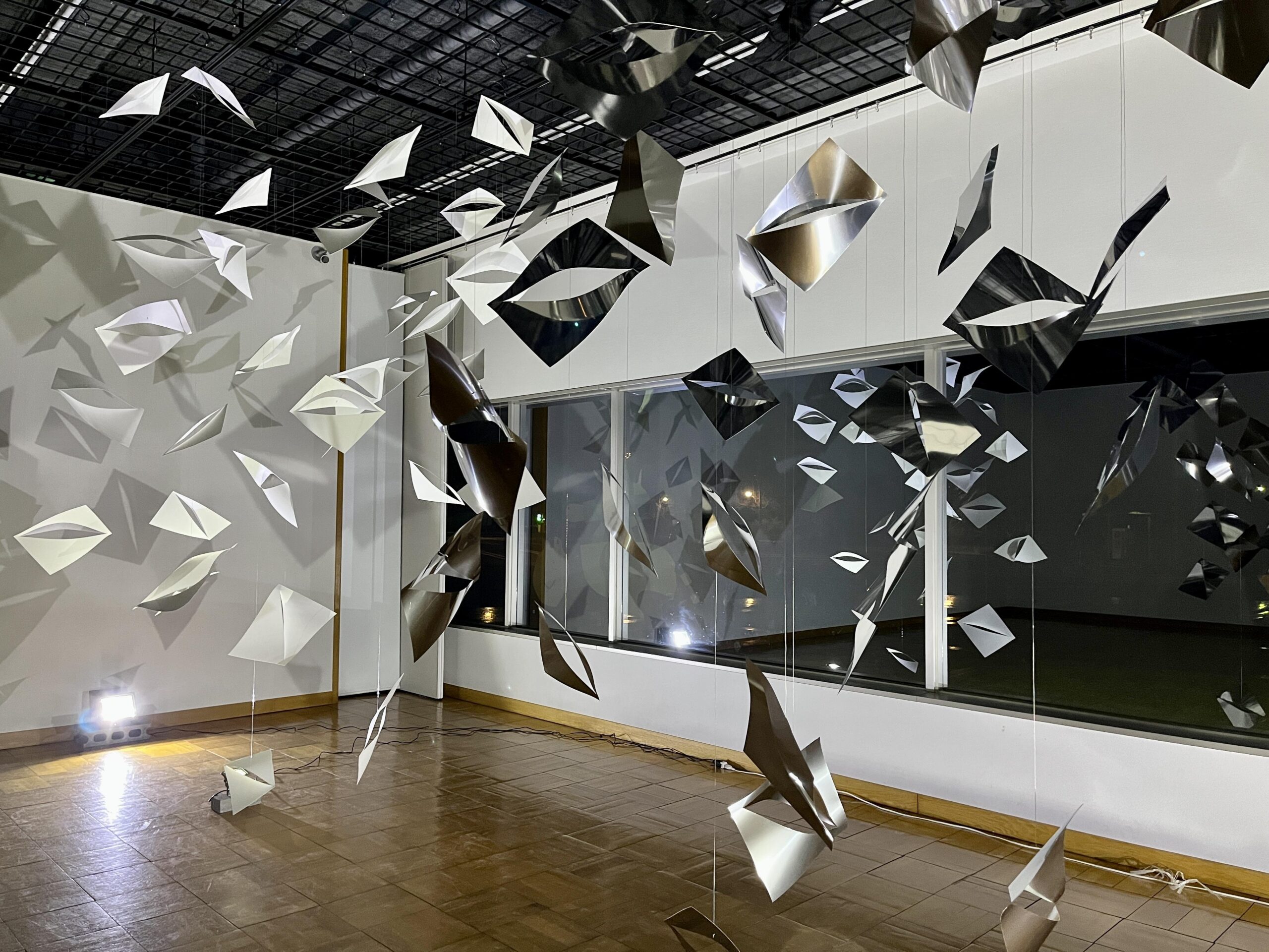 画像：光の窓アート2021〜地球とつくるかたち〜